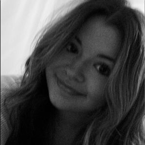 Meet your Posher, Brianna